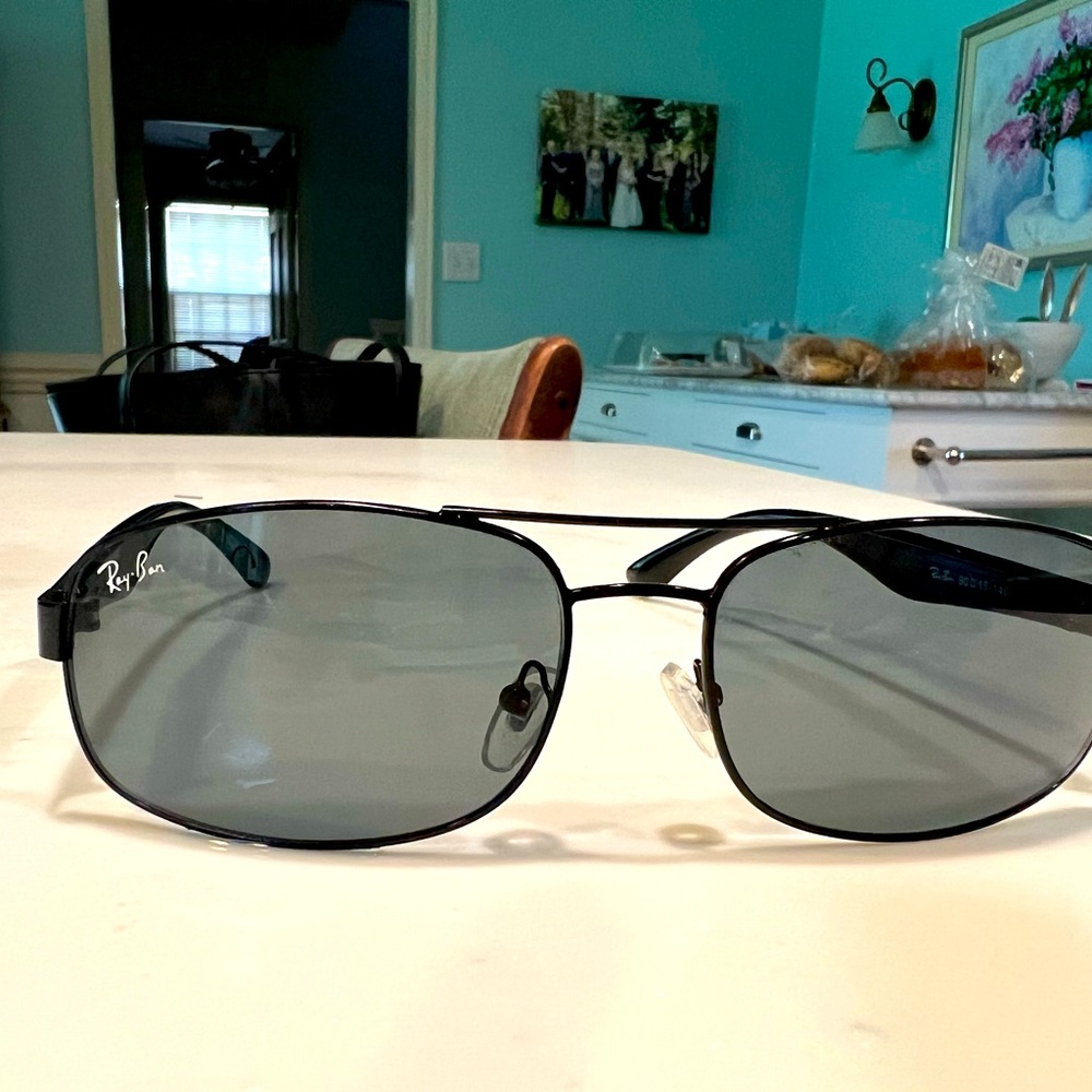 RAY BANS